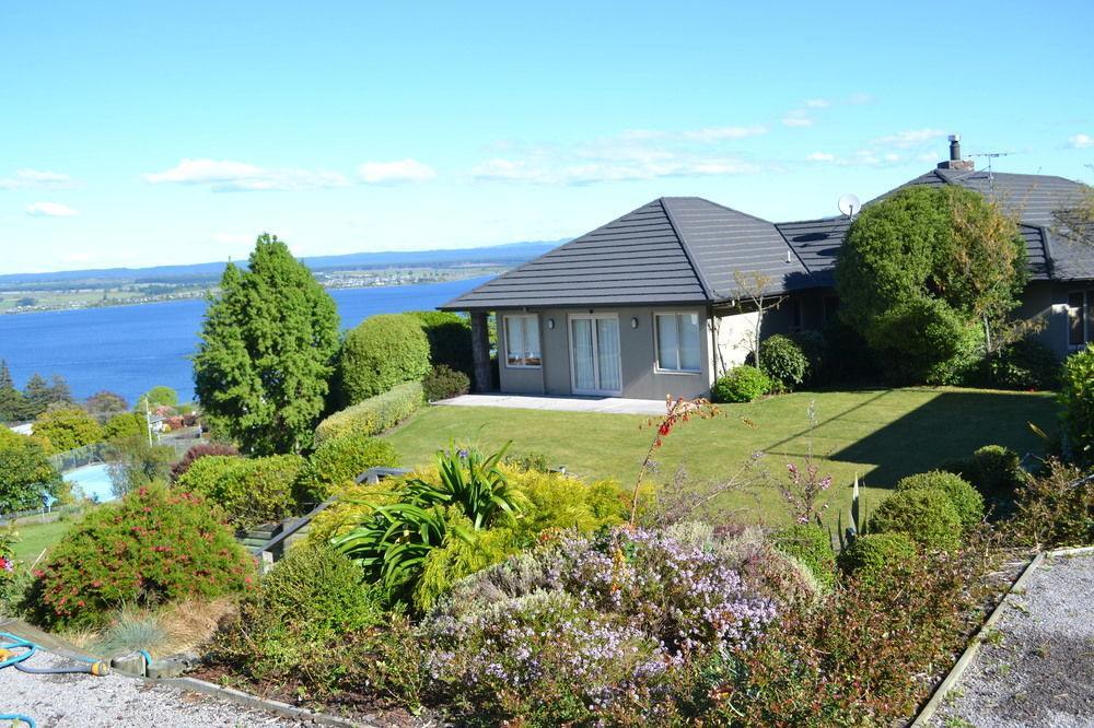 Tauhara Sunrise Lodge Taupo Zewnętrze zdjęcie