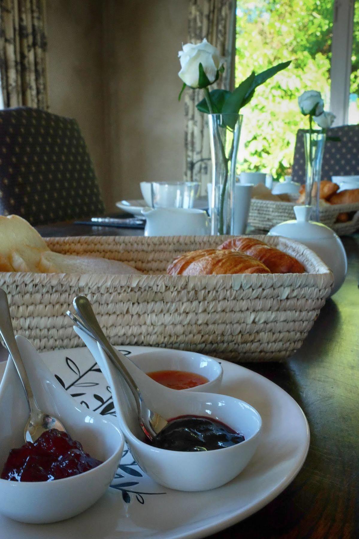 Tauhara Sunrise Lodge Taupo Zewnętrze zdjęcie